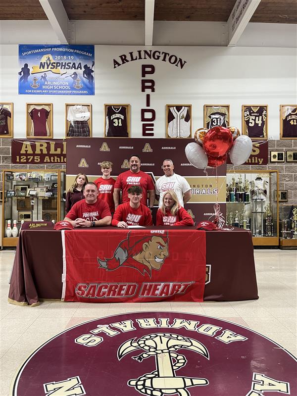 Aidan Chafee Sacred Heart Football